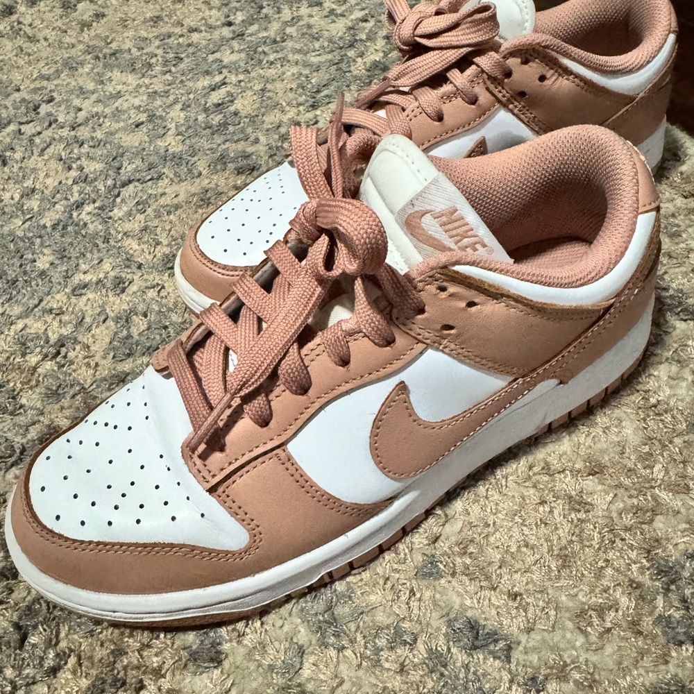 Nike Blush and White Low-Tops